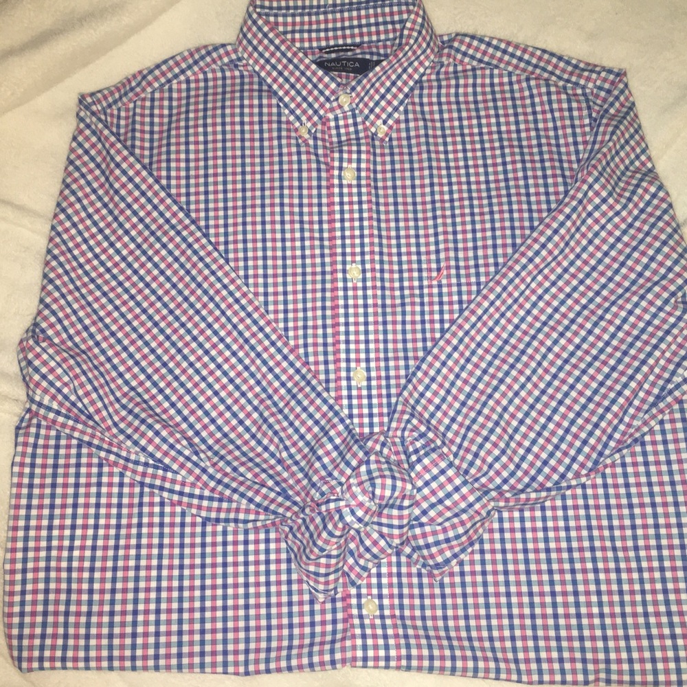 Men’s Long Sleeved Button Up Nautica Shirt Large